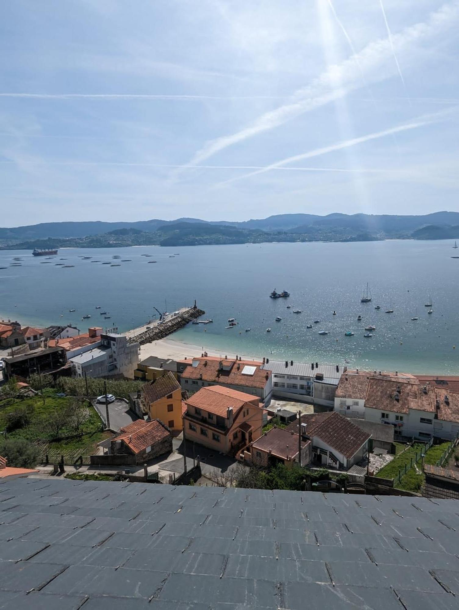 Atico Con Vistas En Raxo Lägenhet Exteriör bild